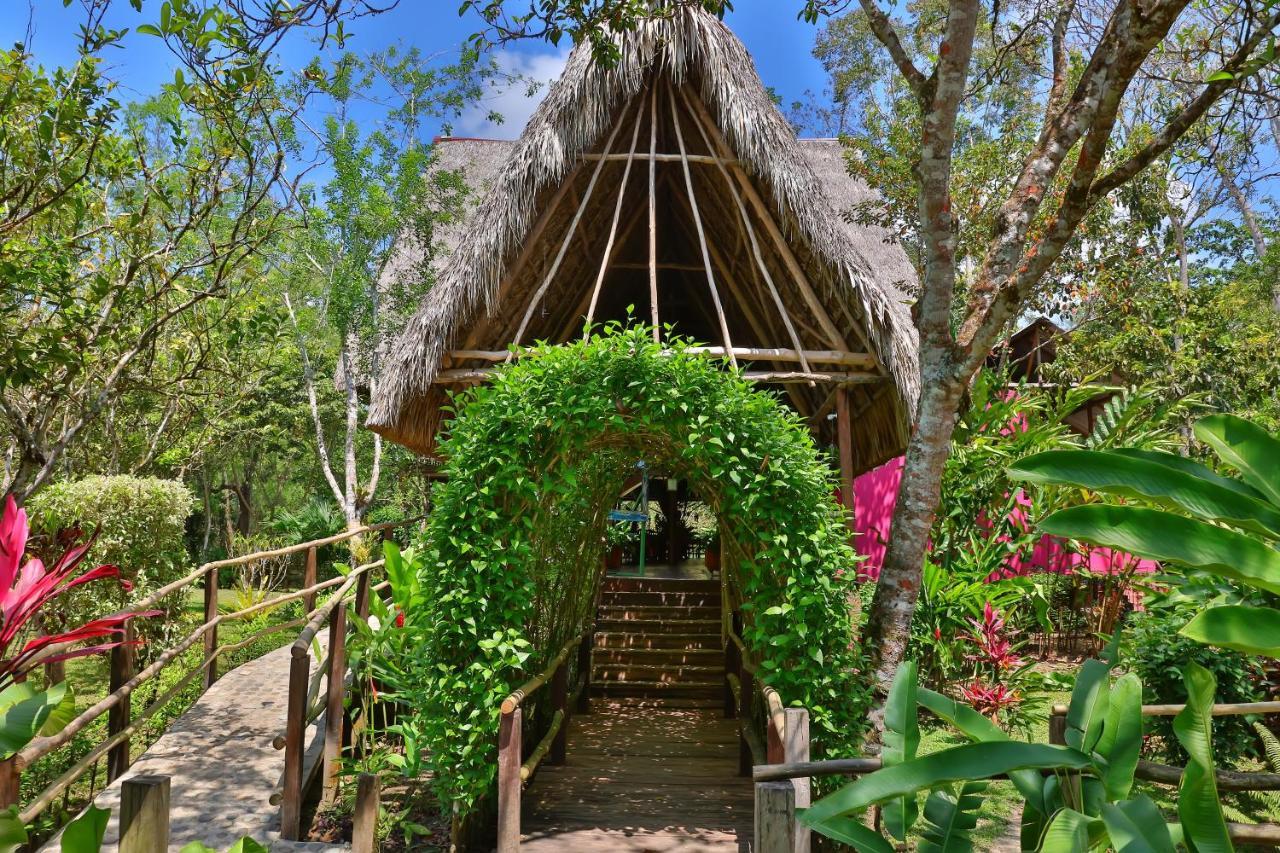 Las Guacamayas Lodge Resort, Selva Lacandona, Chiapas Mexico Tlatizapán Buitenkant foto